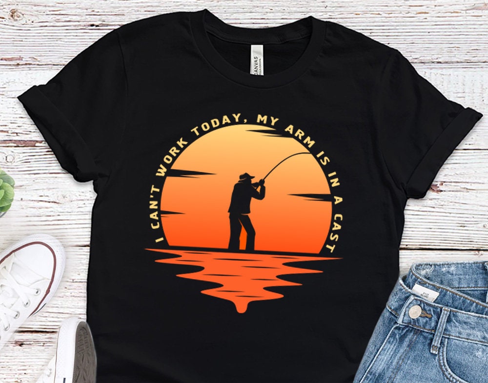 Funny Fishing gift T-Shirt for dad or grandpa, I Cant Work My Arm