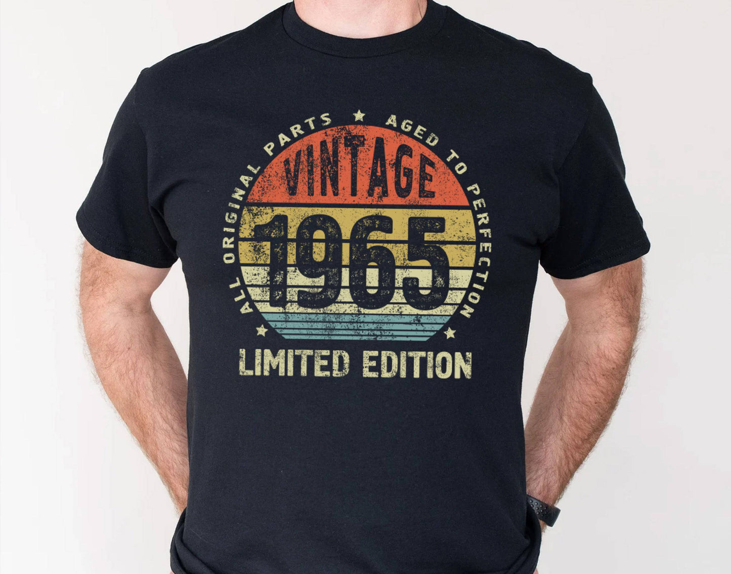 Vintage 1965 Limited Edition T-Shirt - Unique Birthday Gift for Women & Men - Aged to Perfection