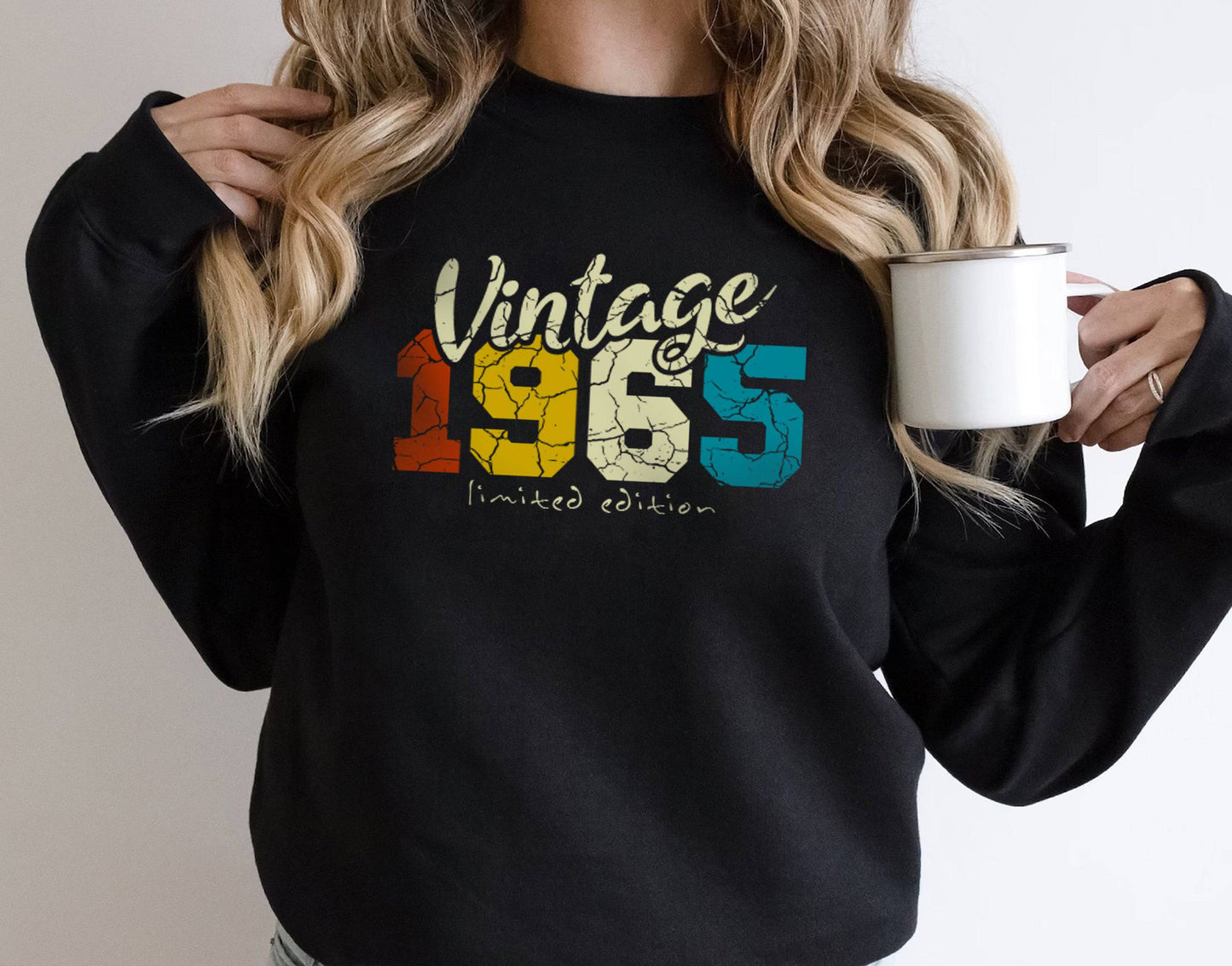 Vintage 1965 Limited Edition T-Shirt for Him - Birthday Gift Sweatshirt for Women & Men